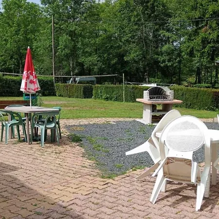 Campsite Mobil Avec Terrasse - 6 Pers. - Api-1-52-2038 La Tour-d'Auvergne