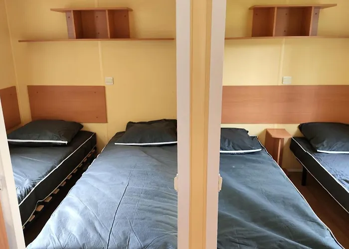 Mobil Avec Terrasse - 6 Pers. - Api-1-52-2038