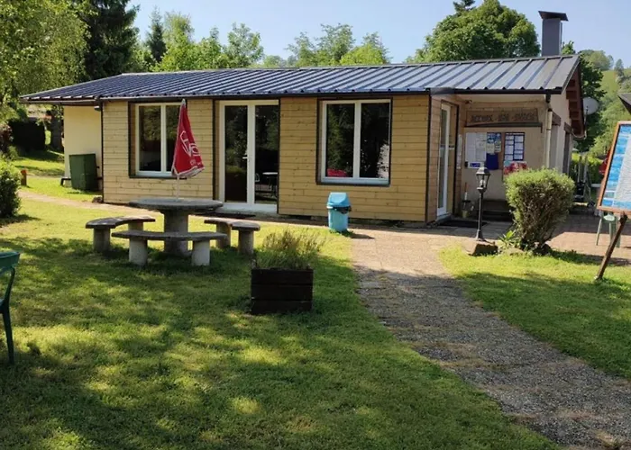 Mobil Avec Terrasse - 6 Pers. - Api-1-52-2038 Ла-Тур-д'Овернь